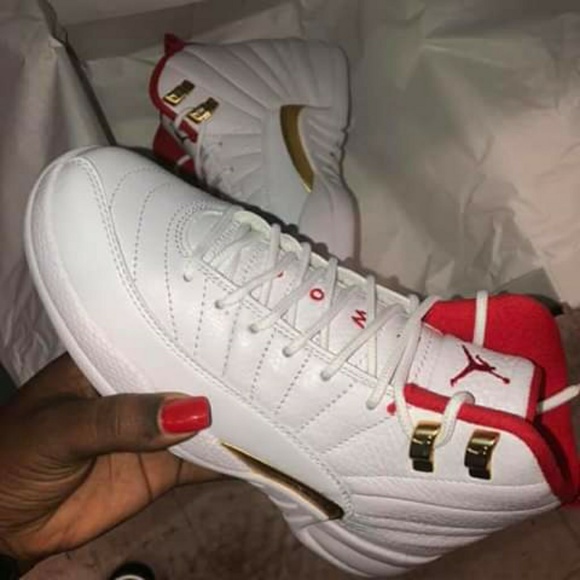 jordan 12 size 8